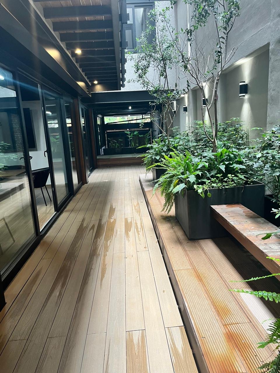 WhatsApp Image 2025-09-29 at 09.02.51 (1)