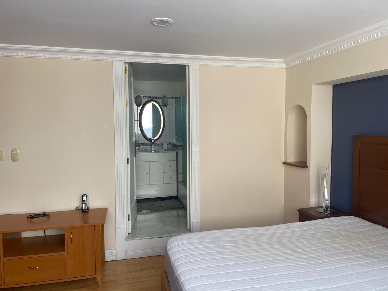 WhatsApp Image 2025-10-14 at 11.30.51 (1)